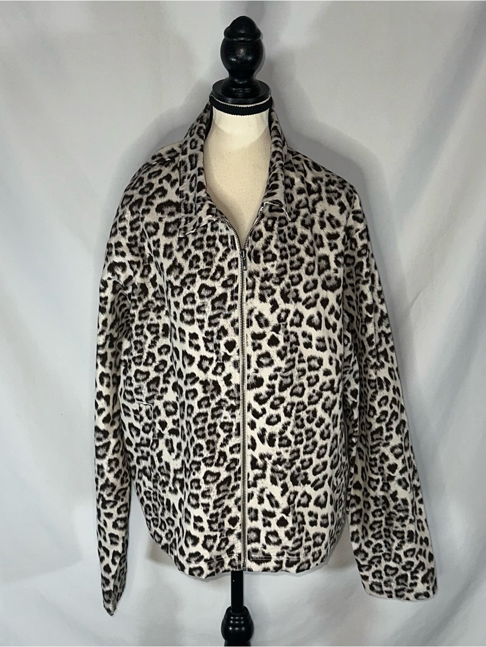 Urban Outfitters Leopard Print Canvas Utility Workwear Jacket Women’s Size Lg